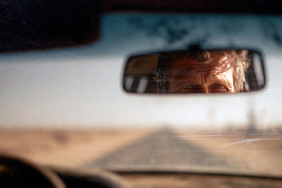 Как нарцисс контролирует вашу жизнь: что стоит за проективной идентификацией