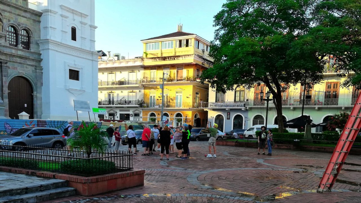 Путешествие в прошлое: Мистика ностальгии или иллюзия?