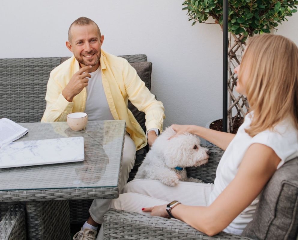 Как справиться с насмешками: секреты эффективной реакции